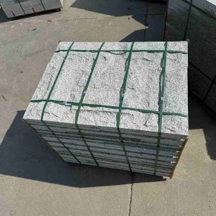 铜仁 白麻花岗岩石材自然面蘑菇石成品