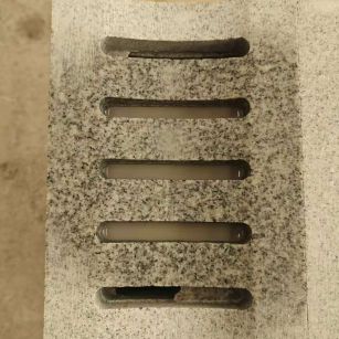 铜仁 芝麻白拉丝面花岗岩U型开槽排水槽