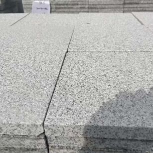 铜仁 白麻花岗岩石材推荐 荔枝面地铺石