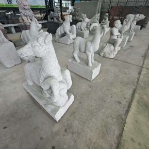 铜仁 芝麻白花岗岩造型立体雕刻——十二生肖