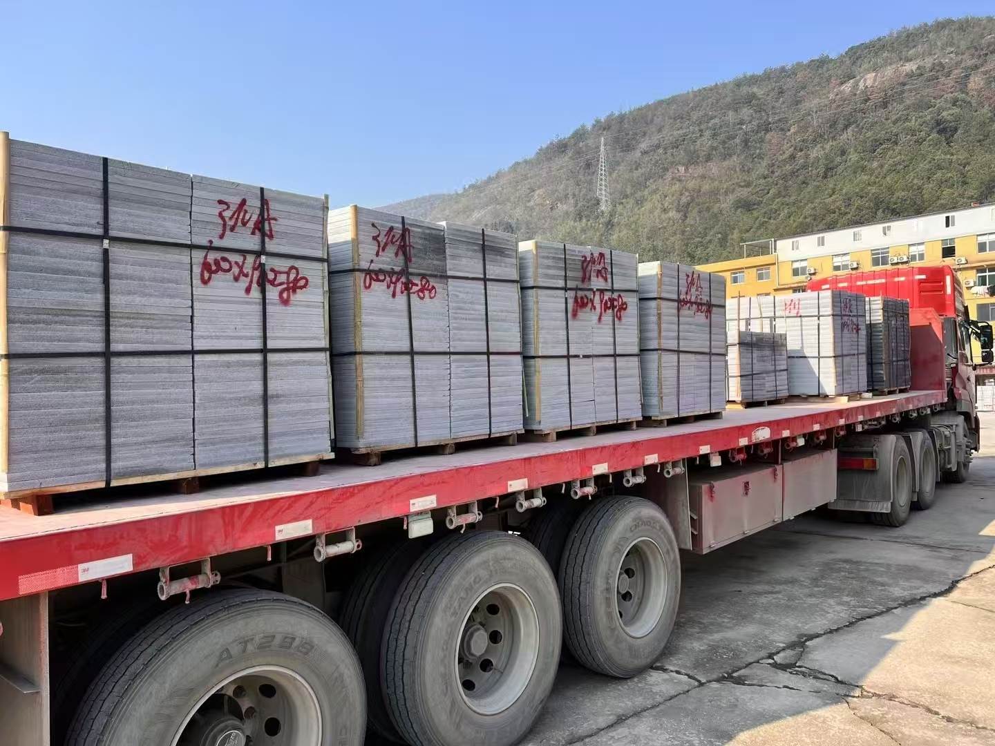 铜仁 芝麻灰地铺石出货日常