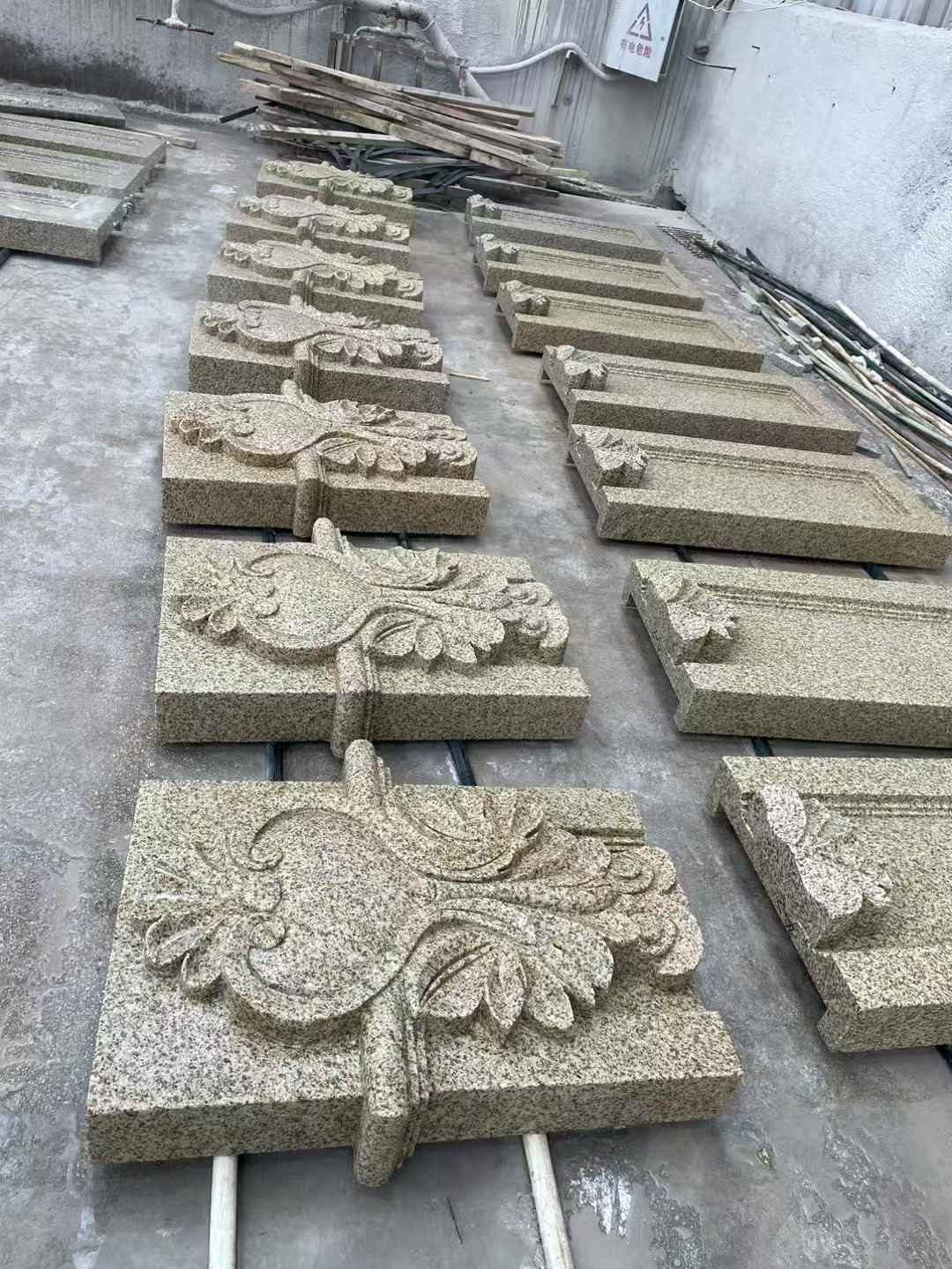 铜仁 黄金麻花岗岩别墅外墙雕刻板