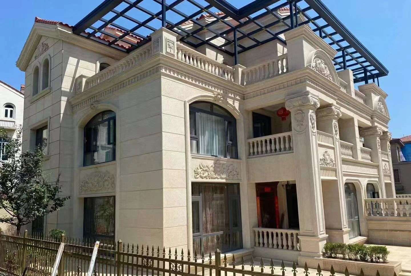 铜仁 黄金麻花岗岩荔枝面别墅外墙干挂