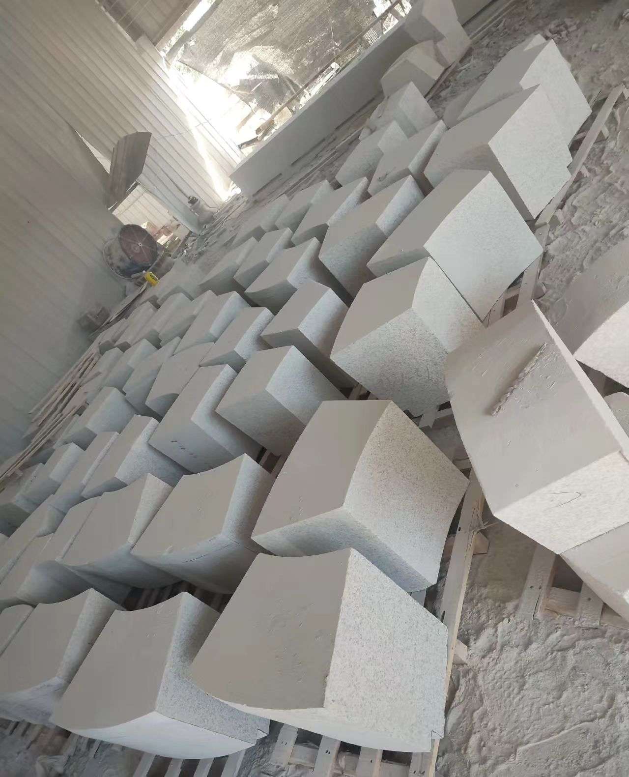 铜仁 白麻花岗岩异形坐凳