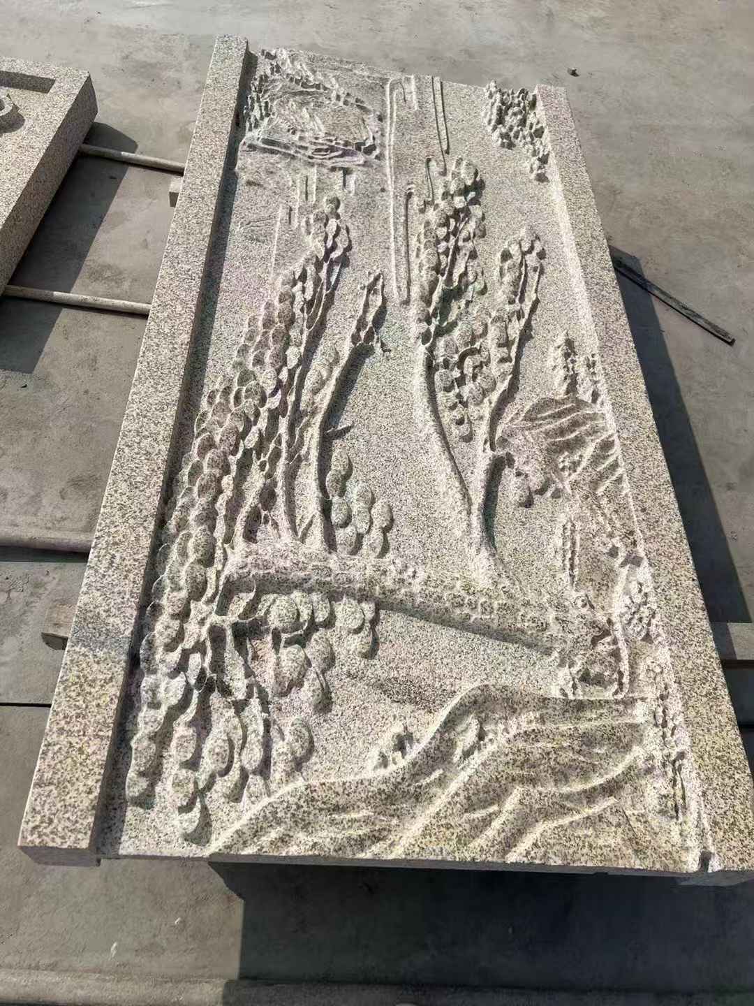 铜仁 黄金麻雕刻板浮雕迎客松