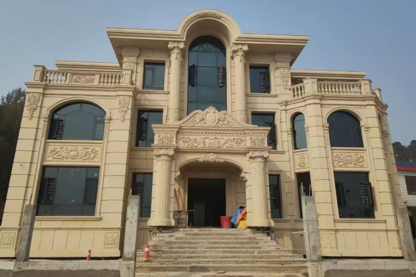 铜仁 黄金麻花岗岩别墅外墙干挂