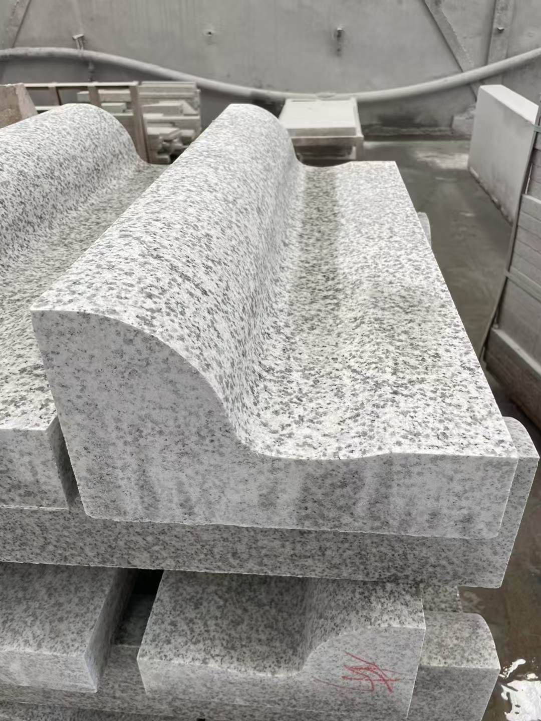 铜仁 白麻花岗岩S型路沿石，路侧石，马路牙子等