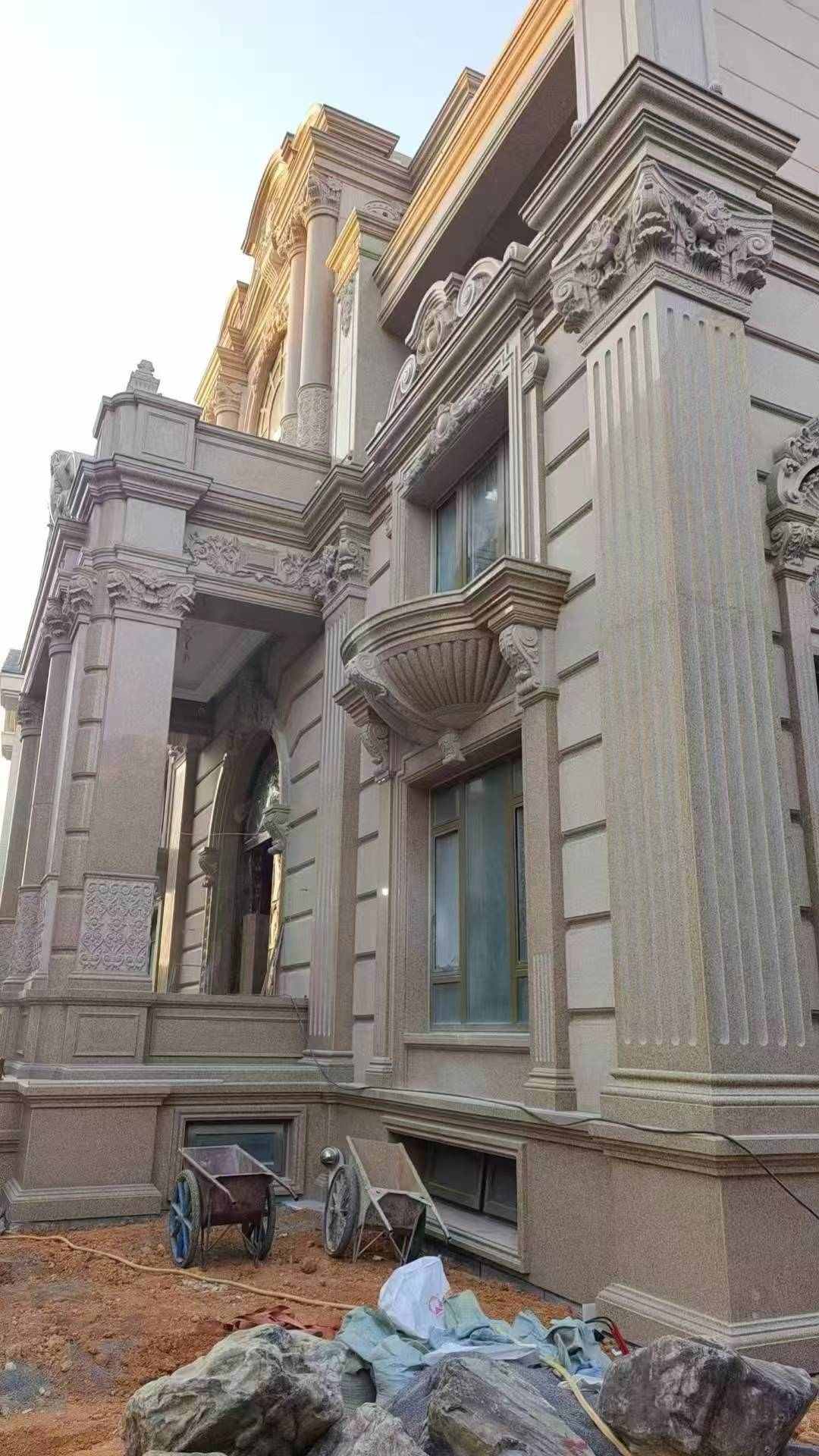 铜仁 黄金麻花岗岩光面别墅外墙干挂施工完成