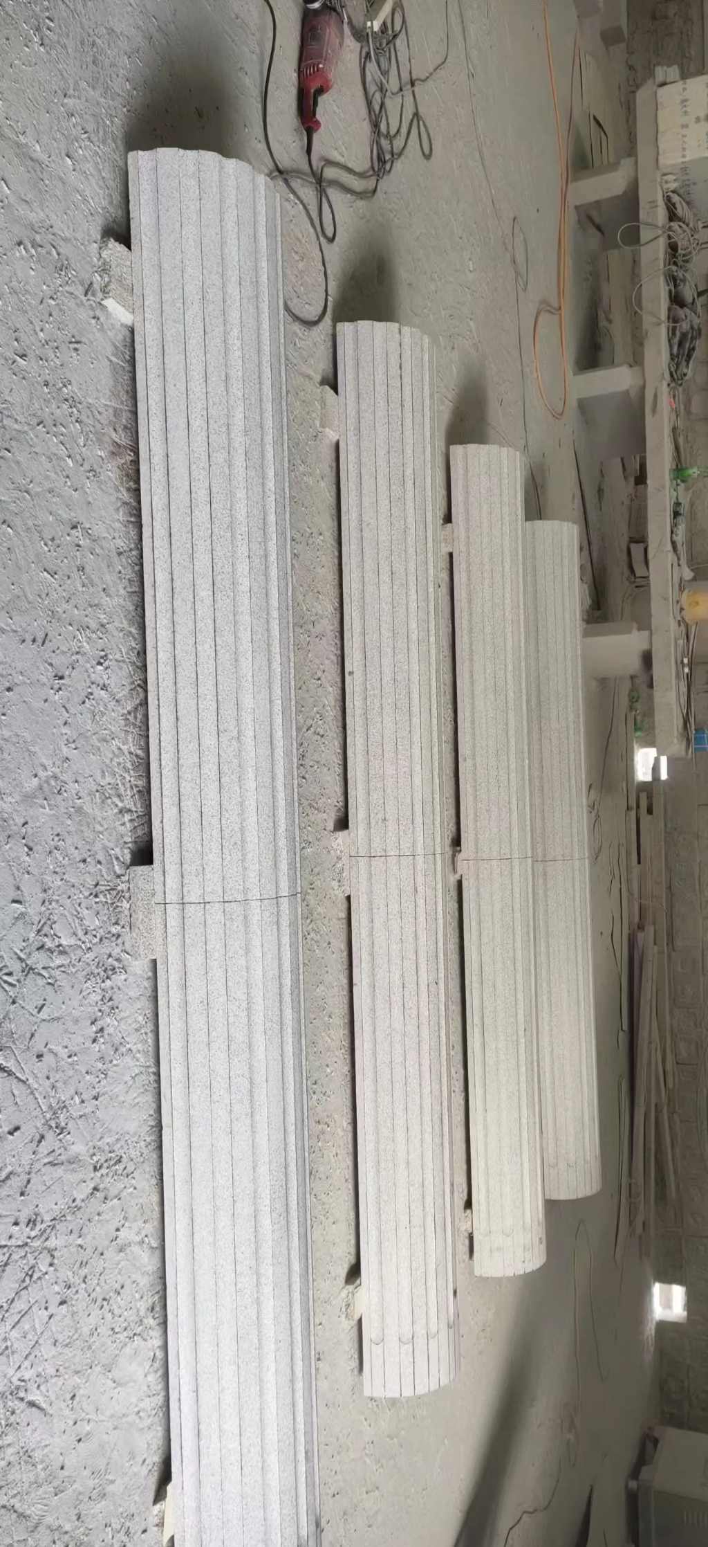 铜仁 花岗岩厂家带你看白麻花岗岩门楼大柱柱皮